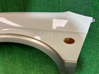 Aleta delantera izquierda цвет 8L5 SUBARU LANCASTER OEM 57120AE030 BH9 1998 BEIGE 8L5