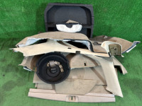แผงบุห้องเก็บของท้าย 65576AE000, 65576AE010, 95066AE020GG 95066AE030GG SUBARU LANCASTER