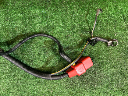 电瓶线 SUBARU LANCASTER OEM 81601AE050 BH9 1998 EJ254 AT