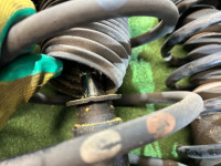 Стойки SUBARU LANCASTER OEM 20310AE150, 20310AE140, 20330AE100, 20365AE021 BHE BH9 1998 EJ254 AT