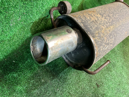 Бочка глушителя SUBARU LEGACY OEM 44300AE040 BE5 2000 EJ206 AT