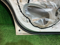 Porta traseira esquerda цвет 51Е SUBARU LEGACY B4 OEM 60400AE250 BE9 BE5 BH5 2000 WHITE 51E