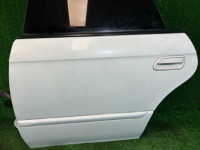 Porta traseira esquerda цвет 51Е SUBARU LEGACY B4 OEM 60400AE250 BE9 BE5 BH5 2000 WHITE 51E