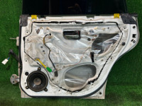 右后门 цвет 51Е SUBARU LEGACY B4 OEM 60400AE240 BE9 BE5 BH5 2000 WHITE 51E