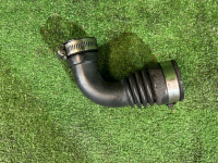 ท่ออินเตอร์คูลเลอร์ правый SUBARU LEGACY B4 OEM 14462AA081 BE5 BH5 2000 EJ206 AT