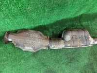 Средняя часть глушителя катализатор SUBARU LEGACY B4 OEM 44200AE021 BE5 BH5 2000 EJ206 AT