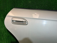 Porta traseira direita Цвет 792 SUBARU LEGACY OEM 60400AE400 BH9 2000 SILVER 792