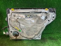 Porta traseira direita Цвет 792 SUBARU LEGACY OEM 60400AE400 BH9 2000 SILVER 792