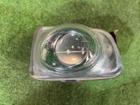 右フォグランプ Koito 114-20580 R 84501AE020 SUBARU LEGACY