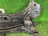 フロントメンバー TOYOTA PRIUS OEM 51201-12441 ZVW30 2012 2ZRFXE