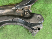 フロントメンバー TOYOTA PRIUS OEM 51201-12441 ZVW30 2012 2ZRFXE