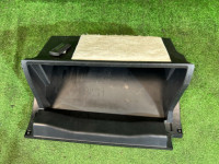 Glovebox TOYOTA PRIUS OEM 55550-47071-C0 ZVW30 2012 SILVER 1F7