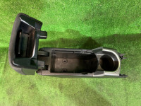 グローブボックス・アームレスト TOYOTA PRIUS OEM 58901-47190-B3 ZVW30 2012 SILVER 1F7