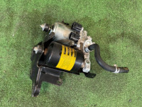 Главный тормозной цилиндр TOYOTA PRIUS OEM 47050-47160 47070-47060 ZVW30 2012 2ZRFXE