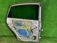 Puerta trasera izquierda цвет 1F7 TOYOTA PRIUS OEM 67004-47080 ZVW30 2012 SILVER 1F7
