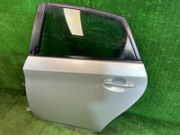 ประตูหลังซ้าย цвет 1F7 67004-47080 TOYOTA PRIUS
