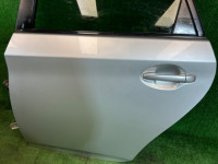 Puerta trasera izquierda цвет 1F7 TOYOTA PRIUS OEM 67004-47080 ZVW30 2012 SILVER 1F7