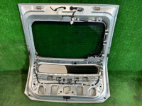 Tailgate цвет 1F7 TOYOTA PRIUS OEM 67005-47181 ZVW30 2012 SILVER 1F7