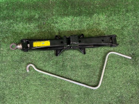 Jack 09111-30190 TOYOTA PRIUS