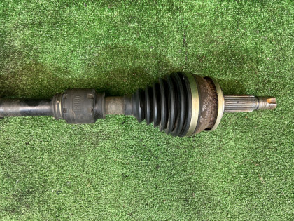 Front driveshaft левый TOYOTA PRIUS OEM 43420-47030 ZVW30 2012 2ZRFXE
