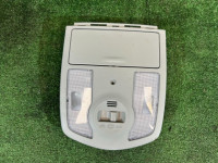 Плафон салона передний TOYOTA PRIUS OEM 8126047090B0 ZVW30 2012 2ZRFXE