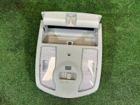 Plafón delantero 8126047090B0 TOYOTA PRIUS
