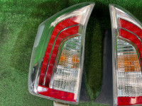 テールランプ пара TOYOTA PRIUS OEM 81550-47170 81560-47170 ZVW30 2012