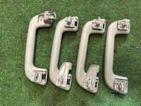 มือจับเพดาน TOYOTA PRIUS OEM 74610-52020-B1 74610-52030-B1 ZVW30 2012 SILVER 1F7