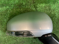 右ミラー цвет 1F7 TOYOTA PRIUS OEM 87910-47300 ZVW30 2012 SILVER 1F7