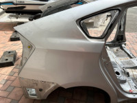车身后段 задняя часть кузова цвет 1F7 TOYOTA PRIUS OEM 61601-47090 61602-47091 ZVW30 2012 SILVER 1F7