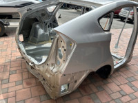 车身后段 задняя часть кузова цвет 1F7 TOYOTA PRIUS OEM 61601-47090 61602-47091 ZVW30 2012 SILVER 1F7