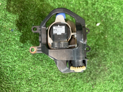 Faro antiniebla izquierdo TOYOTA PRIUS OEM 81220-12230 ZVW30 2012
