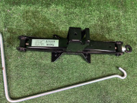 แม่แรง Высокий SUBARU FORESTER OEM 97030FC111 SG5 2007