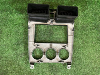 Marco embellecedor de la radio черная SUBARU FORESTER OEM 66060SA200 SG5 2007 GREY 61K