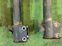 ストラット SUBARU FORESTER OEM 20360SA181 20360SA191 20380SA320 20310SA200 20310SA210 SG5 2007 EJ205 AT