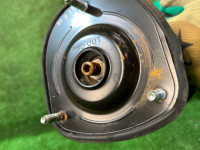 ストラット SUBARU FORESTER OEM 20360SA181 20360SA191 20380SA320 20310SA200 20310SA210 SG5 2007 EJ205 AT