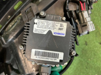 大灯 Ксенон SUBARU FORESTER OEM 84001SA961 84001SA971 SG5 2007