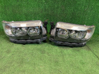 ไฟหน้า Ксенон 84001SA961 84001SA971 SUBARU FORESTER