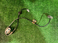 เซ็นเซอร์ ABS หน้าซ้าย 27540FE130 SUBARU FORESTER