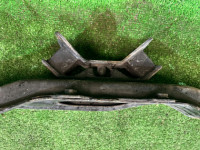 变速箱横梁 SUBARU LANCASTER OEM 41011AE010, 41022AC150 BHE BH9 1998 EJ254 AT