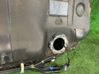 燃料タンク SUBARU LANCASTER OEM 42012AE000 BH9 1998 EJ254 AT