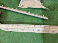 Frisos das embaladeiras SUBARU LANCASTER OEM 94060AE000GE 94060AE010GE 94061AE000GE 94061AE010GE BH9 1998 BEIGE 8L5