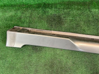 Right sill цвет 8L5 SUBARU LANCASTER OEM 91111AE080MF BHE BH9 1998 BEIGE 8L5