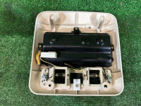 フロントルームランプ SUBARU LANCASTER OEM 92111AE060GF BHE BH9 1998 EJ254 AT