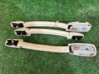 Ручки потолка SUBARU LANCASTER OEM 92043AE000GF 92041AE020GF 92041AE030GF BHE BH9 BH5 1998 BEIGE 8L5