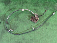 左リアブレーキキャリパー 47850-12151 TOYOTA PRIUS