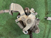Maxila de travão traseira esquerda TOYOTA PRIUS OEM 47850-12151 ZVW30 2013 2ZRFXE