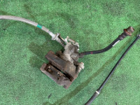 Maxila de travão traseira esquerda TOYOTA PRIUS OEM 47850-12151 ZVW30 2013 2ZRFXE