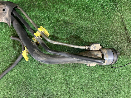 フューエルフィラーネック TOYOTA PRIUS OEM 77201-47250 ZVW30 2013 SILVER 1F7