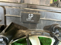 Вентиляторы радиатора TOYOTA PRIUS OEM 100222-1377 168000-8990 ZVW30 2013 2ZRFXE